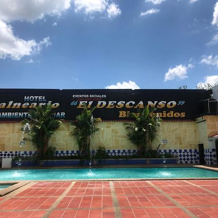 Hotel Y Balneario El Descanso Villavicencio Dış mekan fotoğraf